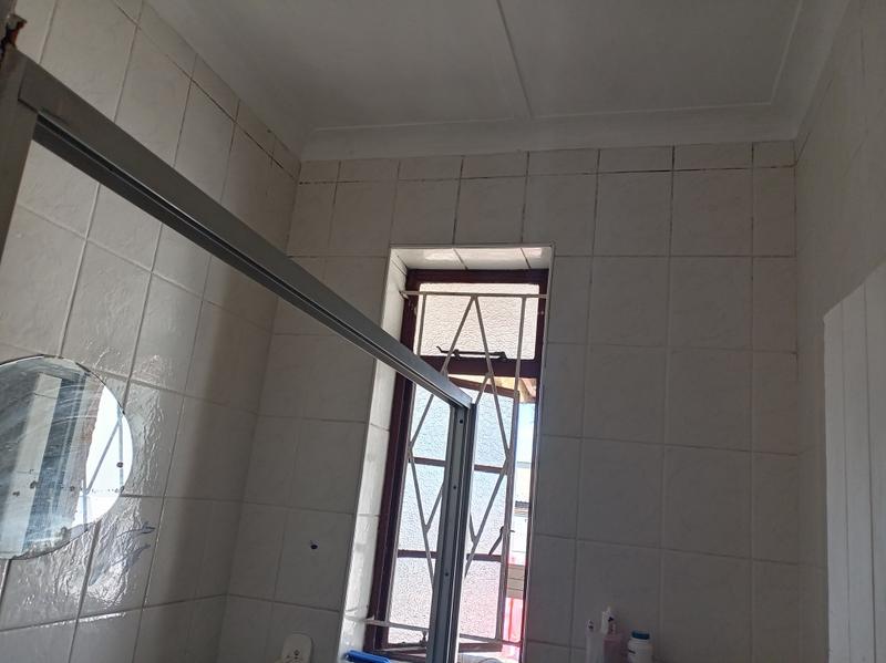 3 Bedroom Property for Sale in Kewtown Western Cape